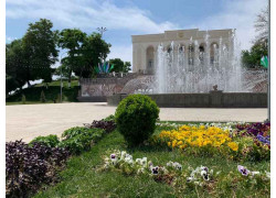 Дом культуры - 1-Son Nurafshon San'at Saroyi